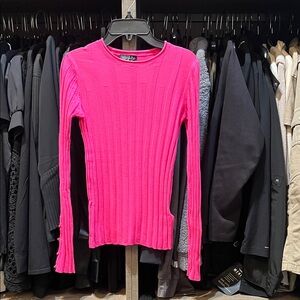 Topshop Pink Ribbed Knit Top Button Close Detail on Sleeves, SUPER CUTE
